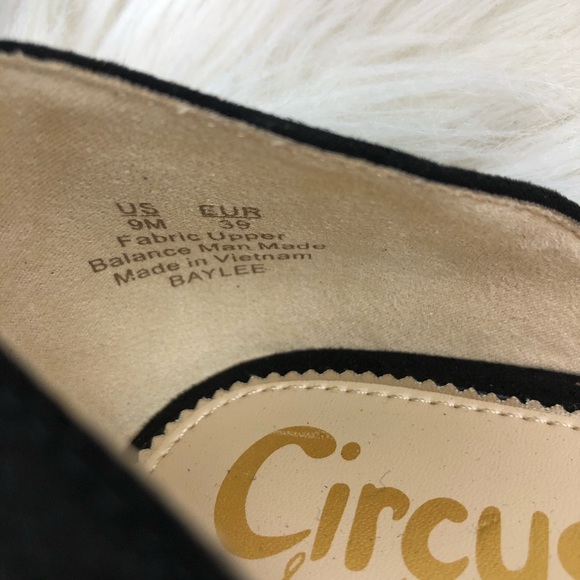 Women’s Circus by Sam Edelman Black Flats 7.5 & 9 - Picture 3 of 9